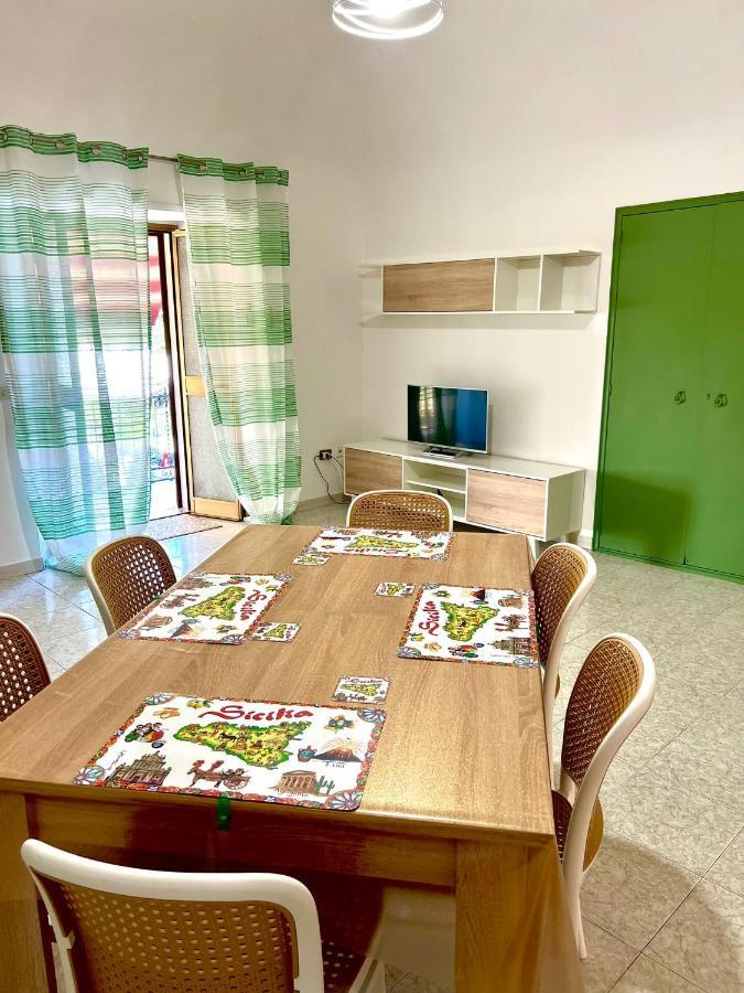 Holiday home Gira Vota E Furria